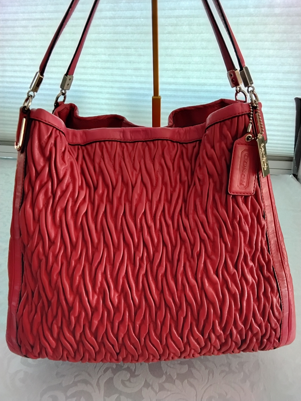 Coach Madison Coral Ruched Gathered Twist Leather Hobo Style D1382-25260